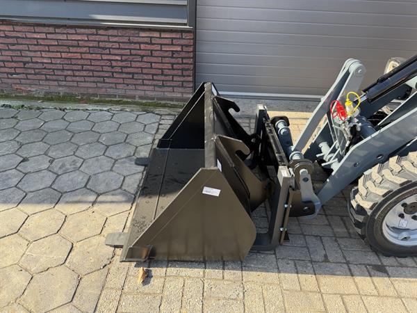 Grote foto giant g1500 minishovel nieuw met klapdak agrarisch shovels