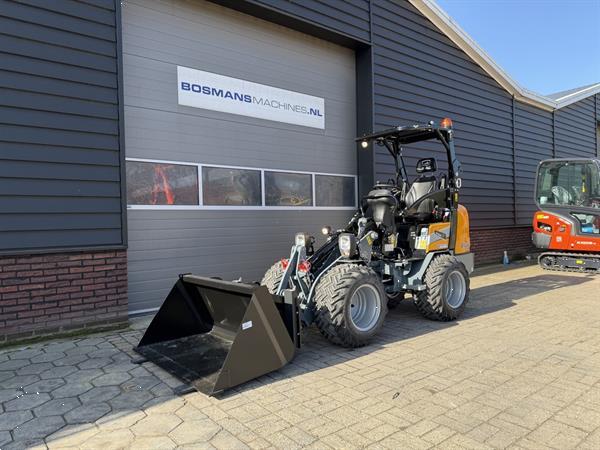 Grote foto giant g1500 l x tra minishovel kniklader nieuw agrarisch shovels