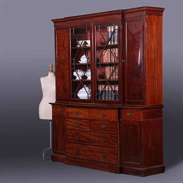 Grote foto engels mahonie breakfront bibliotheek of porseleinkast met schrijfklep no.381235 antiek en kunst stoelen en banken