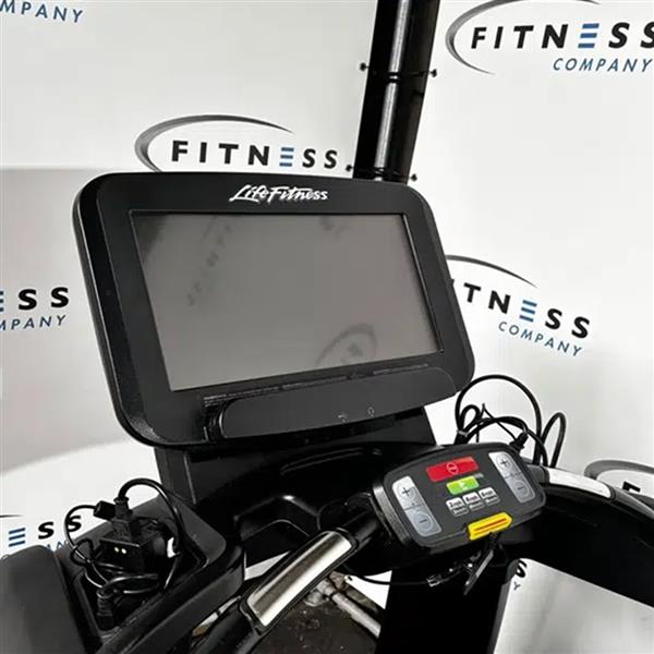 Grote foto life fitness 95t discover se3hd zwart loopband sport en fitness fitness