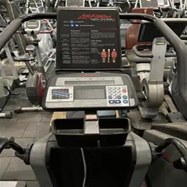 Grote foto life fitness 9500 crosstrainer sport en fitness fitness