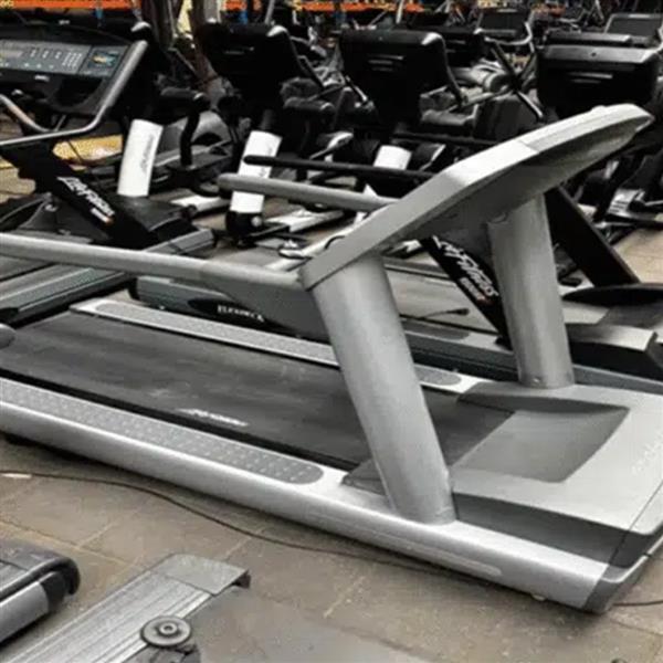 Grote foto life fitness clst integrity loopband sport en fitness fitness