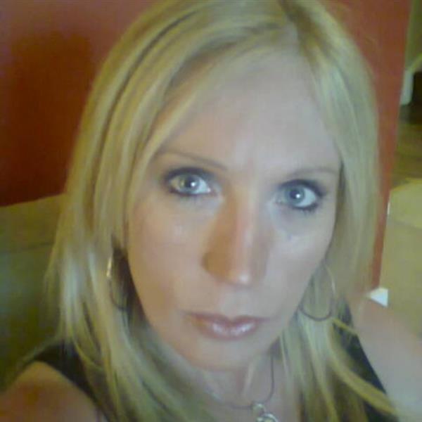 Grote foto ik zoek een nieuwe liefde contacten en berichten vrouw zoekt man