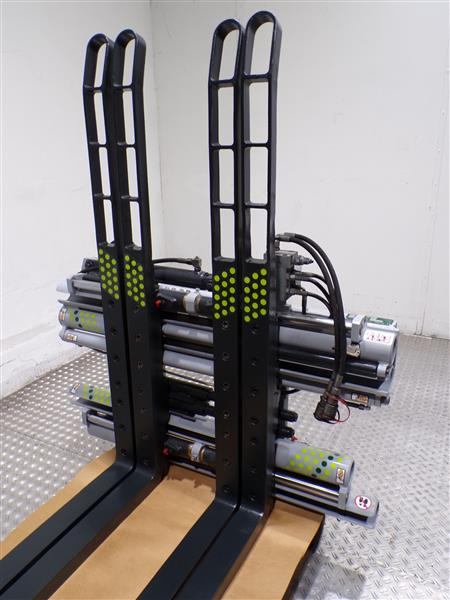 Grote foto durwen vorkenversteller dubbel agrarisch heftrucks