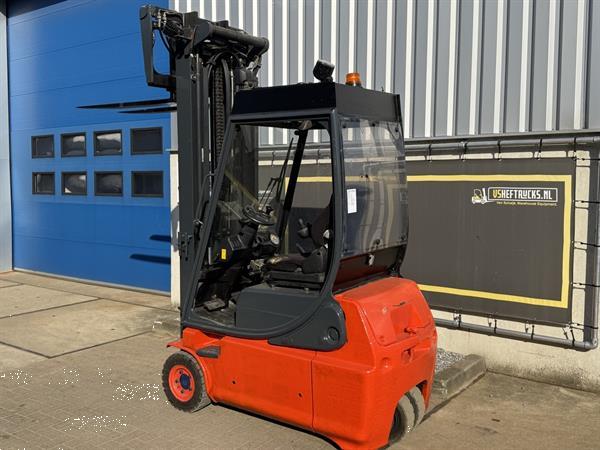 Grote foto vs 22653 elektrische heftruck linde e16 335 agrarisch heftrucks