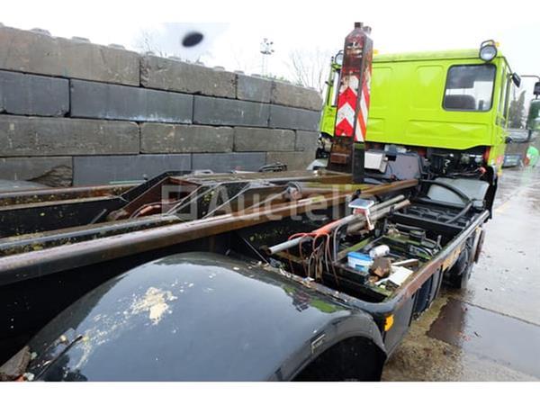 Grote foto ref 1210 containertruck voor onderdelen daf 1900 1989 54 001 km doe het zelf en verbouw vrachtwagens