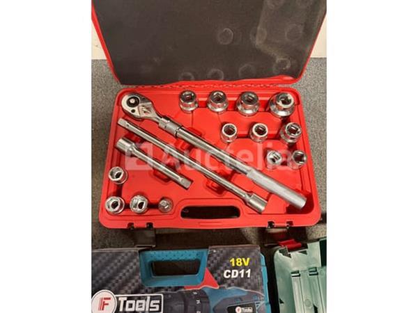 Grote foto telescopische ratelset accu schroevendraaier set en bosch schuurmachine doe het zelf en verbouw onderdelen en accessoires