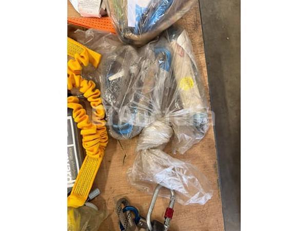 Grote foto partij valbeveiliging doe het zelf en verbouw onderdelen en accessoires