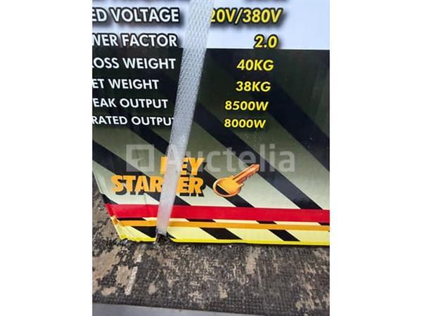 Grote foto stroomgenerator 4 takt met keystart doe het zelf en verbouw onderdelen en accessoires