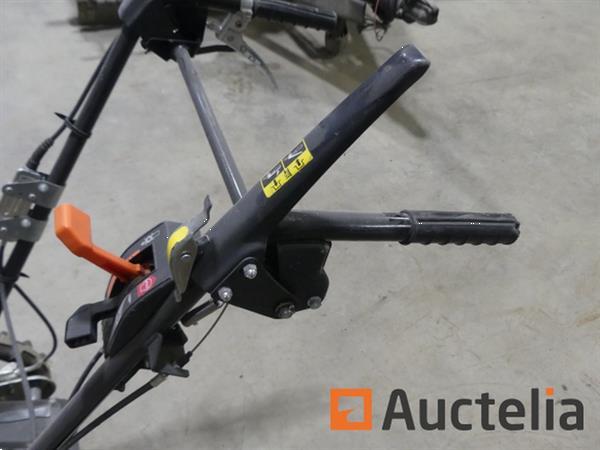 Grote foto honda um616 thermische motor getrokken bosmaaier tuin en terras overige tuin en terras