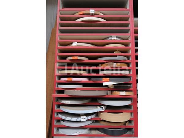 Grote foto randen lijmen doe het zelf en verbouw ijzerwaren en bevestigingsmiddelen