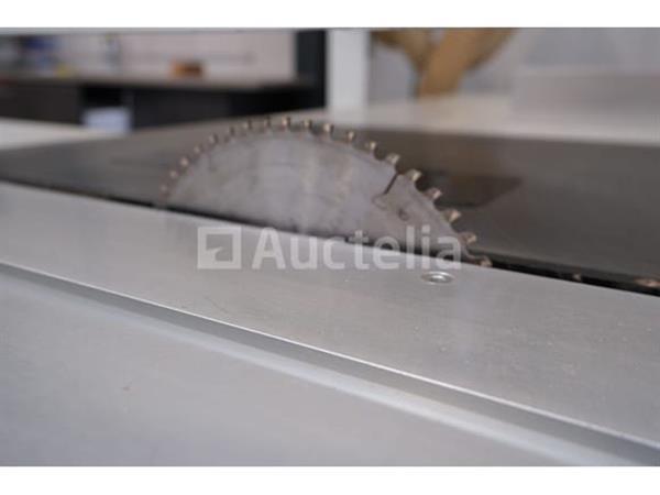 Grote foto scm si400 ep klasse schuiftafelzaag doe het zelf en verbouw ijzerwaren en bevestigingsmiddelen