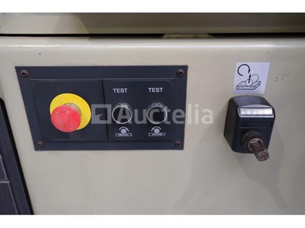 Grote foto scm compact 22s gietmolen doe het zelf en verbouw ijzerwaren en bevestigingsmiddelen