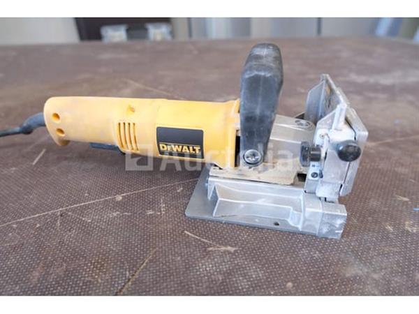 Grote foto dewalt klepfreesmachine doe het zelf en verbouw gereedschappen en machines