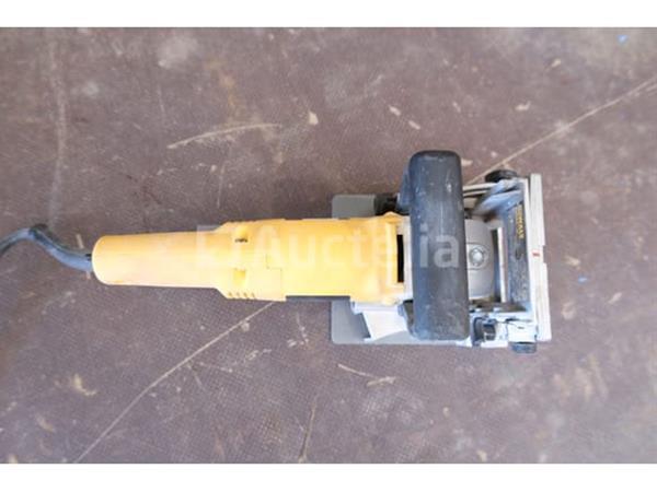 Grote foto dewalt klepfreesmachine doe het zelf en verbouw gereedschappen en machines