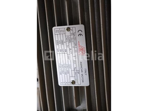 Grote foto zuig 4 zakken op het frame doe het zelf en verbouw ijzerwaren en bevestigingsmiddelen