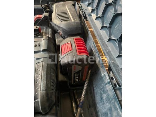 Grote foto bosch boorinstallatie eibenstock groovingsmachine en bosch schroevendraaier doe het zelf en verbouw onderdelen en accessoires