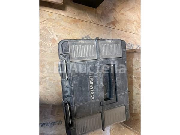 Grote foto bosch boorinstallatie eibenstock groovingsmachine en bosch schroevendraaier doe het zelf en verbouw onderdelen en accessoires