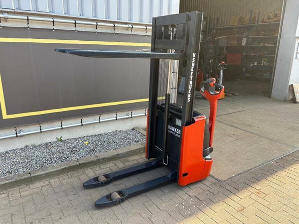 Grote foto vs 22715 elektrische stapelaar linde l10b doe het zelf en verbouw hefwerktuigen