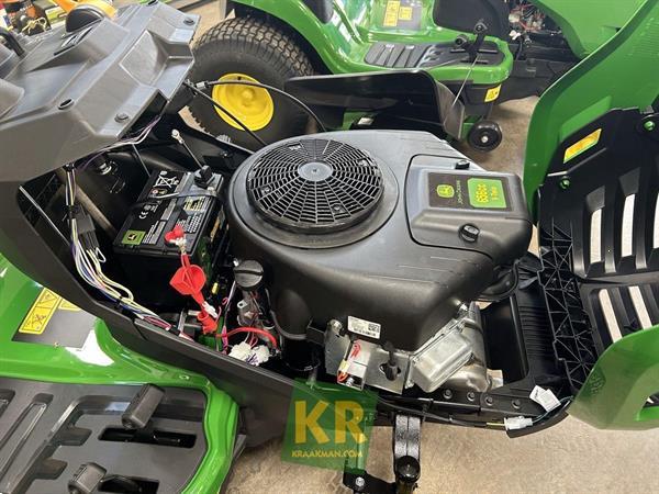 Grote foto john deere x127 777364 tuin en terras zitmaaiers