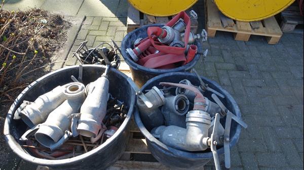 Grote foto aquaco hydraulische oprolbare haspels met slang en sproeiers tuin en terras overige tuin en terras