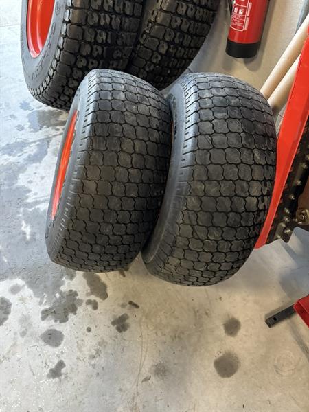 Grote foto gazonbanden set kubot l 3600 l3200 l4100 agrarisch wielen