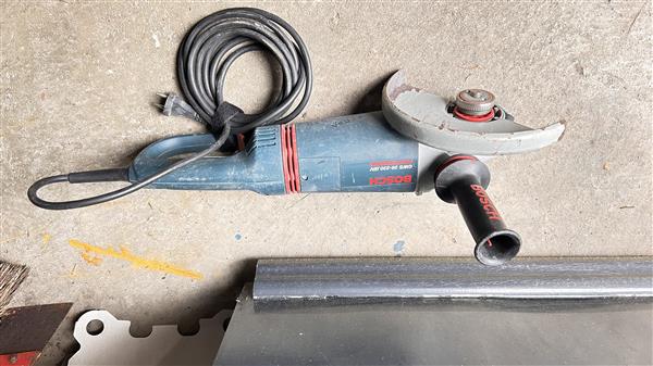 Grote foto te koop een sterke slijpmachine doe het zelf en verbouw gereedschappen en machines