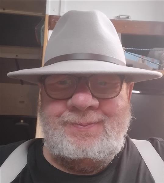 Grote foto vriendin gezocht contacten en berichten man zoekt vrouw