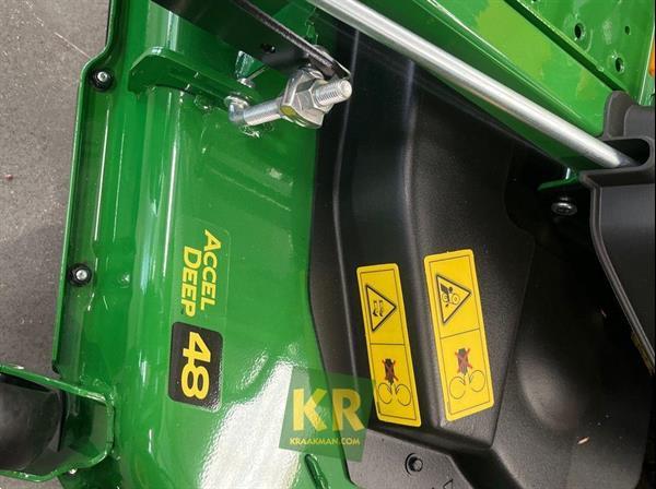 Grote foto john deere z515e zeroturn maaier 696123 agrarisch akkerbouw