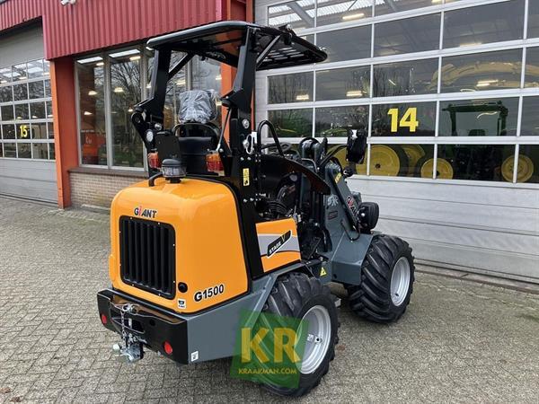 Grote foto giant g1500 777002 agrarisch akkerbouw