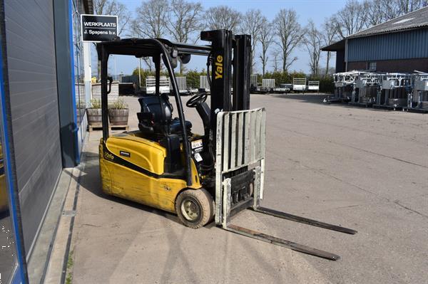 Grote foto yale heftruck 1800kg hefvermogen agrarisch heftrucks