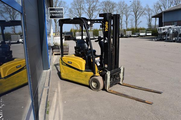 Grote foto yale heftruck 1800kg hefvermogen agrarisch heftrucks