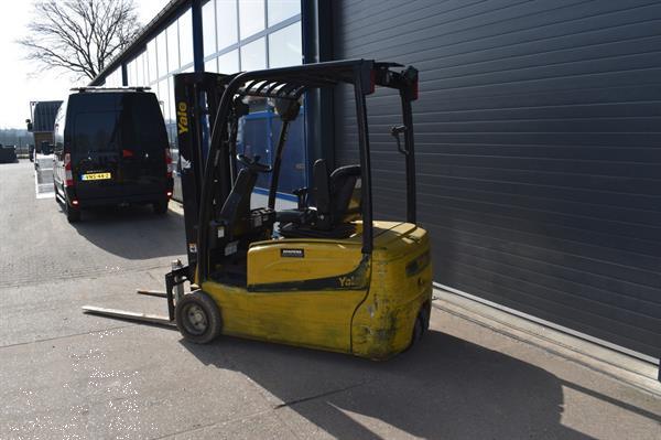 Grote foto yale heftruck 1800kg hefvermogen agrarisch heftrucks