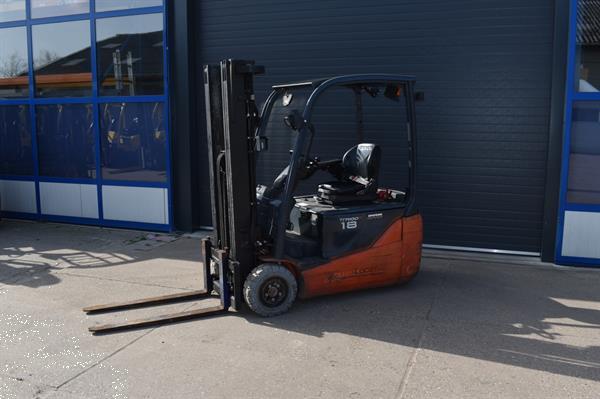 Grote foto toyota 1800kg elektrische triple sideshift heftruck agrarisch heftrucks