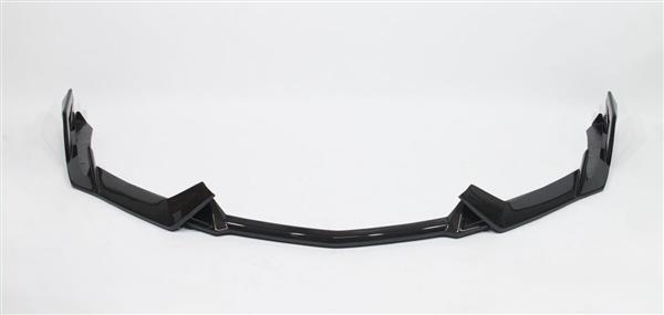 Grote foto dit betreft een lamborghini revuelto at26 carbon frontlip splitter auto onderdelen tuning en styling