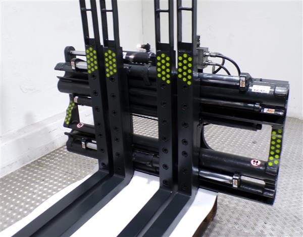 Grote foto durwen vorkenversteller dubbel agrarisch heftrucks