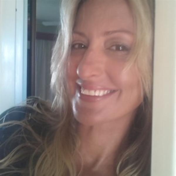 Grote foto pak jij dit leuke maar serieus pakketje uit contacten en berichten vrouw zoekt man