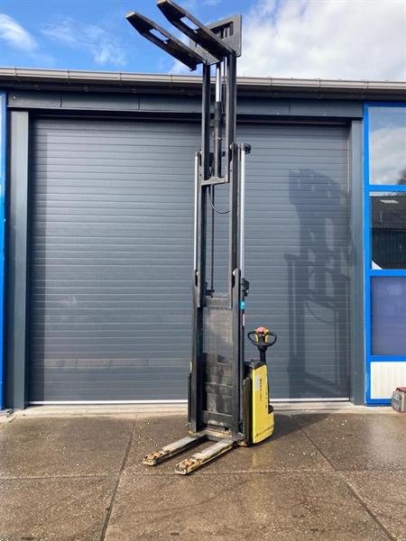 Grote foto stapelaar triple 4mtr doe het zelf en verbouw hefwerktuigen