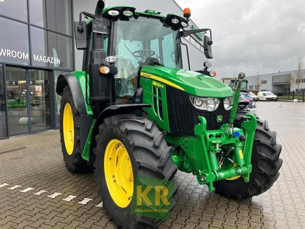 Grote foto john deere 6120m 779849 agrarisch tractoren