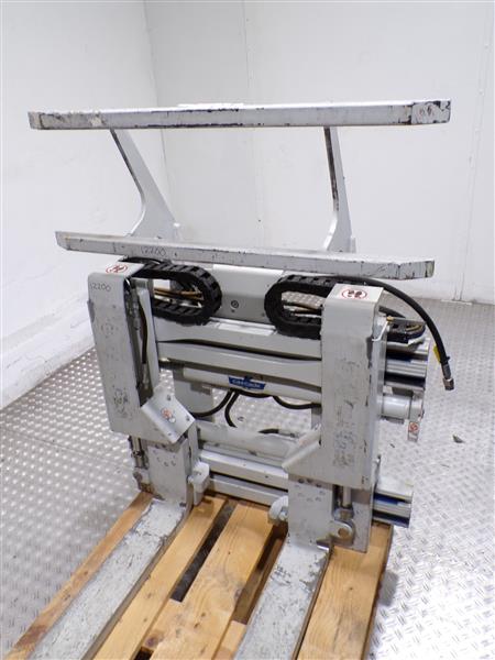 Grote foto cascade draaivorkenklem automatisch agrarisch heftrucks