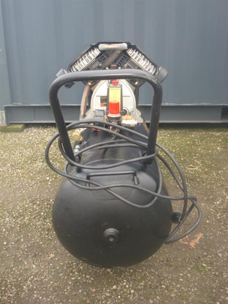Grote foto compressor 3.0 pk kibani auto diversen gereedschap