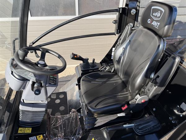 Grote foto giant g3500 tele minishovel nieuw 960 lease agrarisch shovels