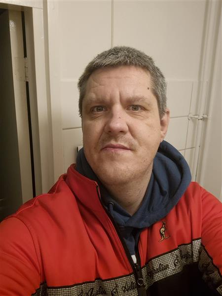 Grote foto welke oudere dame lust nog wel een jongere blaadje contacten en berichten man zoekt vrouw