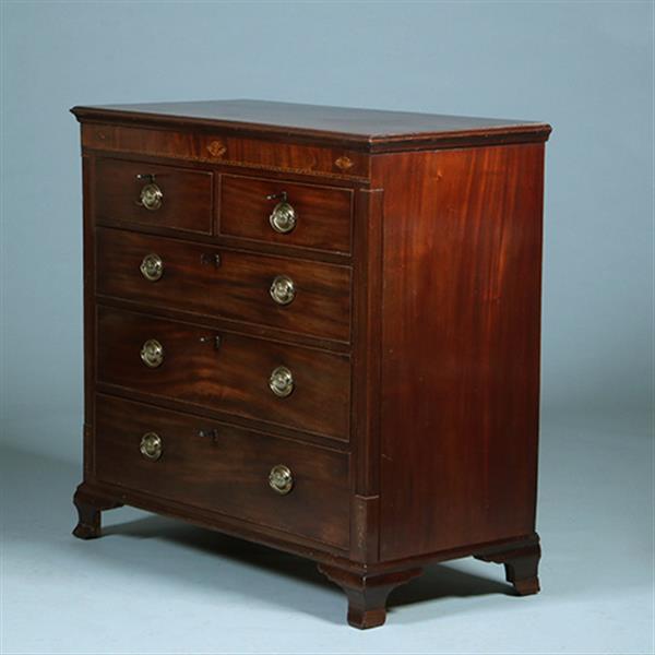 Grote foto welse commode met 5 laden in mahonie en eik met ingelegde details ca 1800 no.381250 antiek en kunst stoelen en banken