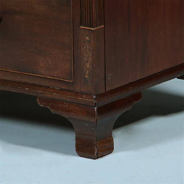 Grote foto welse commode met 5 laden in mahonie en eik met ingelegde details ca 1800 no.381250 antiek en kunst stoelen en banken