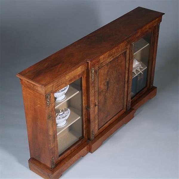 Grote foto engelse credenza in noten met inlegwerk en brons ca 1860 no.391115 antiek en kunst stoelen en banken