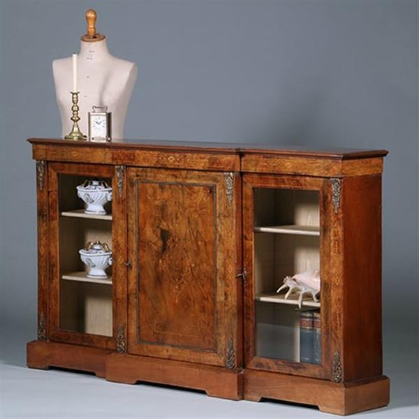 Grote foto engelse credenza in noten met inlegwerk en brons ca 1860 no.391115 antiek en kunst stoelen en banken