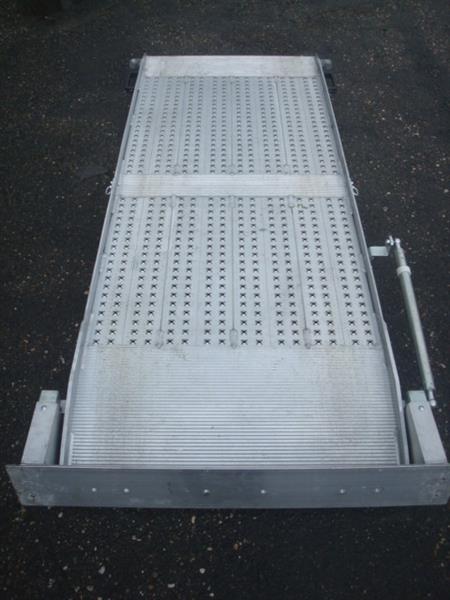 Grote foto oprijplaat van het merk altec auto diversen gereedschap