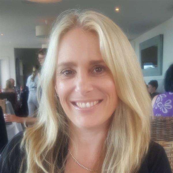 Grote foto geef jij je ook weer een kans contacten en berichten vrouw zoekt man