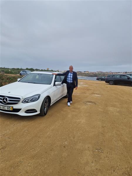 Grote foto zoek lieve dame contacten en berichten man zoekt vrouw